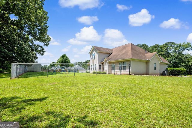 165 Crescent Circle, Newnan, GA 30265