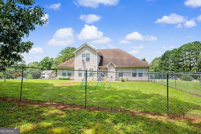 165 Crescent Circle, Newnan, GA 30265