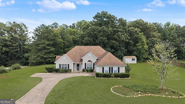165 Crescent Circle, Newnan, GA 30265