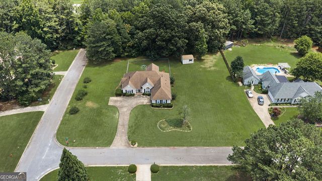 165 Crescent Circle, Newnan, GA 30265