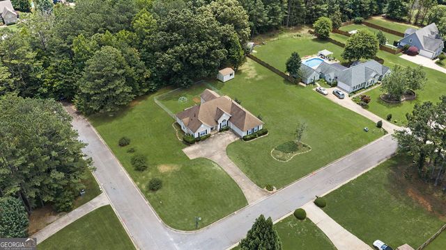 165 Crescent Circle, Newnan, GA 30265
