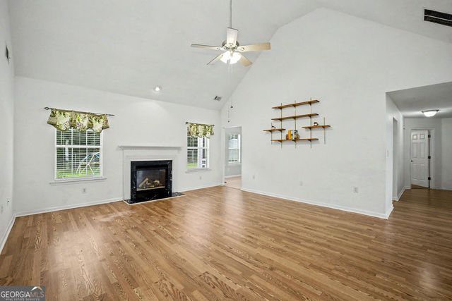 165 Crescent Circle, Newnan, GA 30265