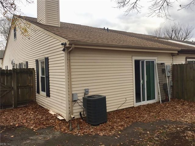 449 Peregrine ST, Virginia Beach, VA 23462