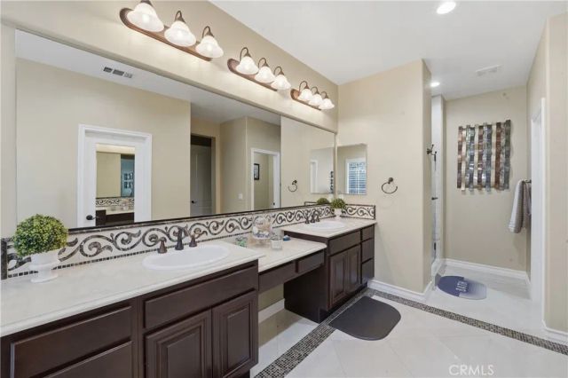 29185 Crescent Bay Court, Menifee, CA 92585