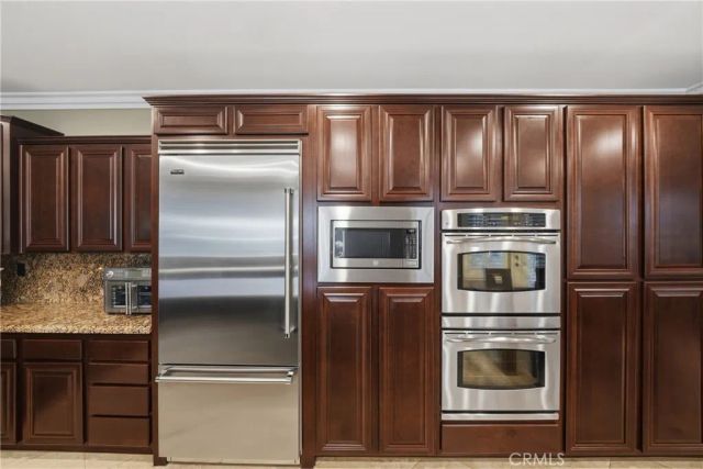 29185 Crescent Bay Court, Menifee, CA 92585