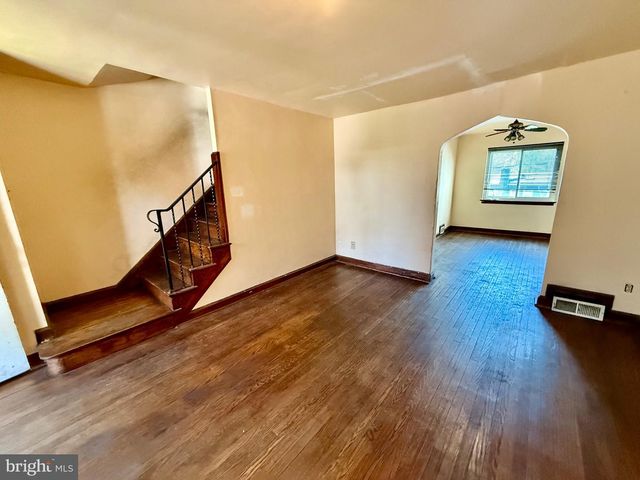 3141 LYNDALE PL SE, Washington, DC 20019