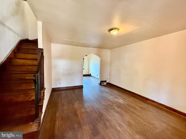 3141 LYNDALE PL SE, Washington, DC 20019