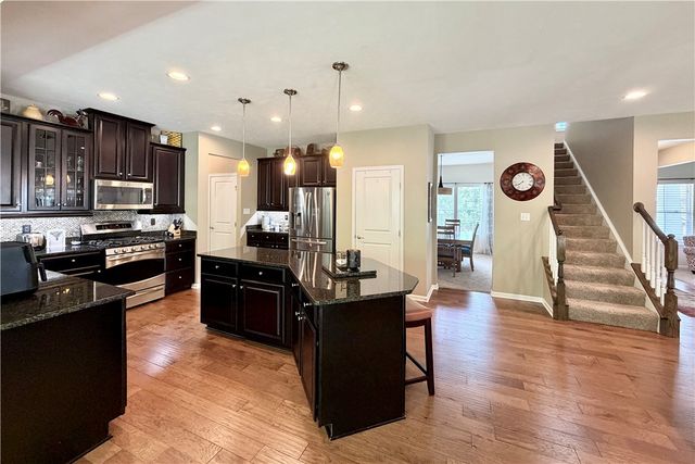 222 Overlook Dr, Peters Twp, PA 15317