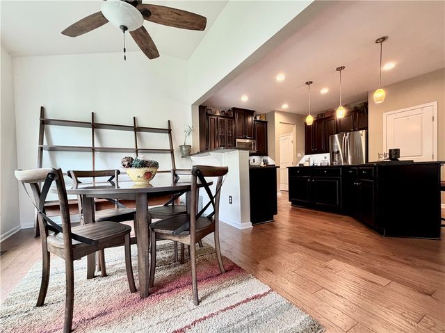 222 Overlook Dr, Peters Twp, PA 15317
