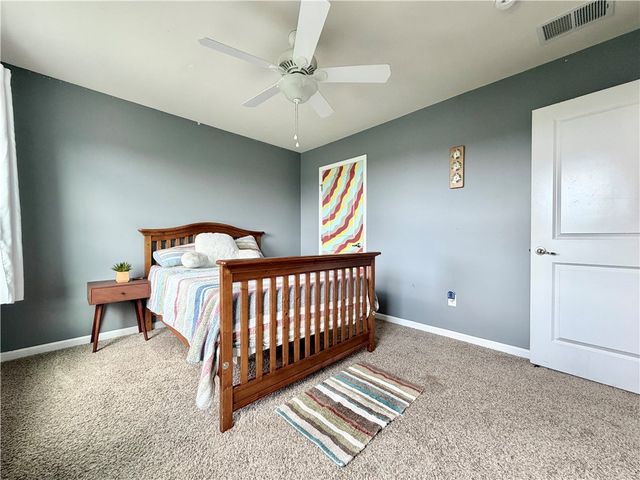 222 Overlook Dr, Peters Twp, PA 15317