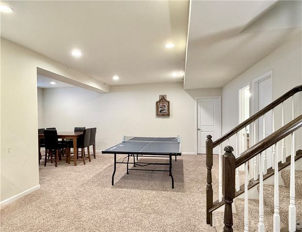 222 Overlook Dr, Peters Twp, PA 15317