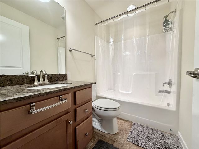 222 Overlook Dr, Peters Twp, PA 15317