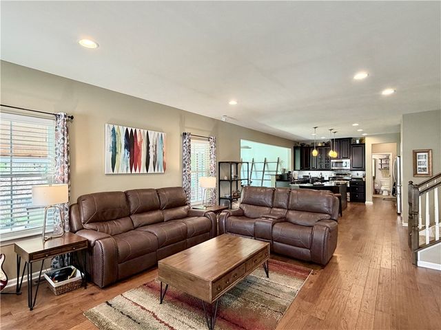 222 Overlook Dr, Peters Twp, PA 15317