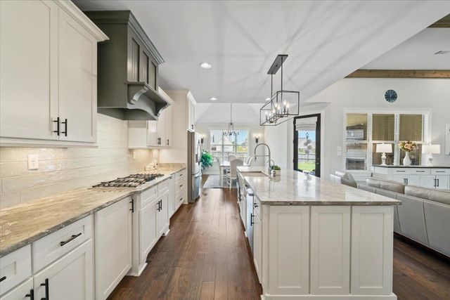 4741 CAROUSEL LN, Collierville, TN 38017