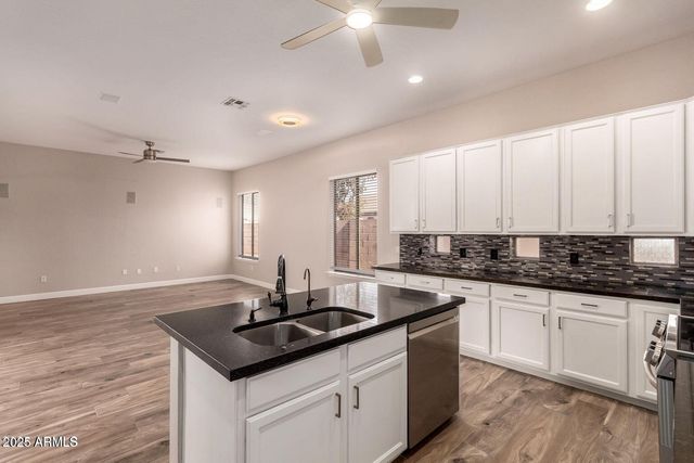 4464 E Redfield Court, Gilbert, AZ 85234