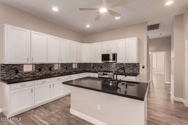 4464 E Redfield Court, Gilbert, AZ 85234