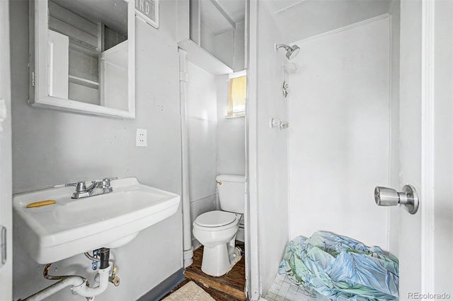 1945 S Clay Street, Denver, CO 80219