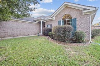 2196 Spring E Grove, Mobile, AL 36695