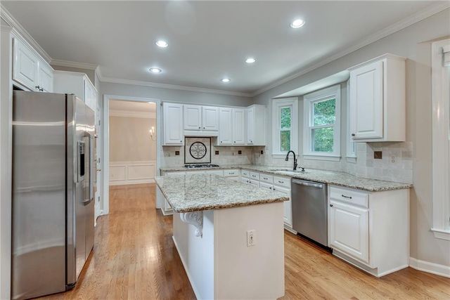 520 Fawn Run, Alpharetta, GA 30005