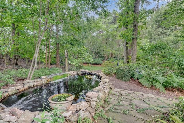 520 Fawn Run, Alpharetta, GA 30005