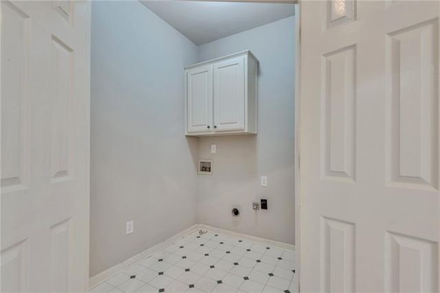 520 Fawn Run, Alpharetta, GA 30005