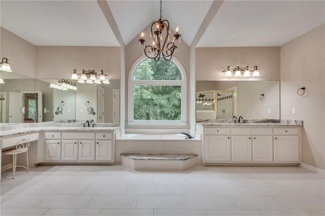 520 Fawn Run, Alpharetta, GA 30005