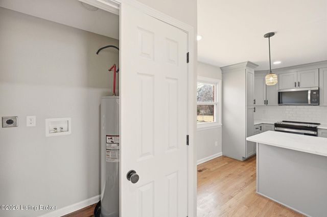 6209 Dart Dr, Louisville, KY 40291