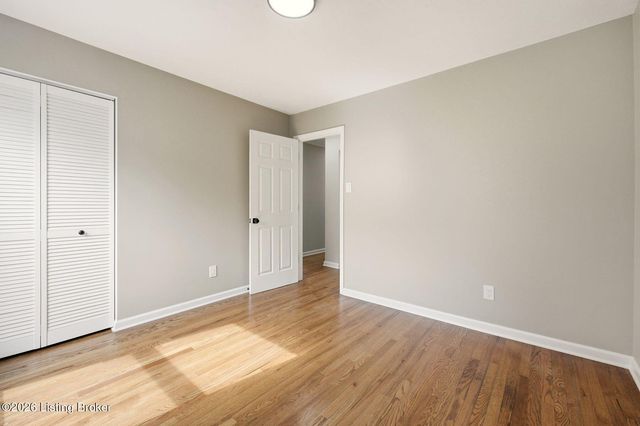 6209 Dart Dr, Louisville, KY 40291