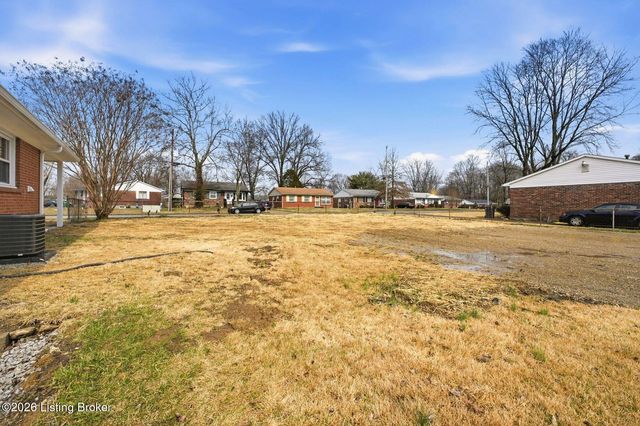 6209 Dart Dr, Louisville, KY 40291