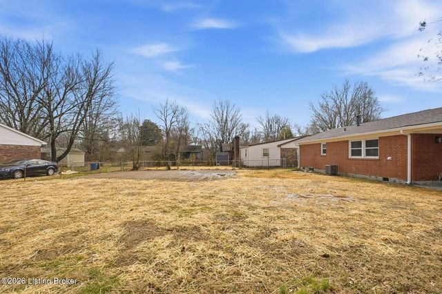 6209 Dart Dr, Louisville, KY 40291