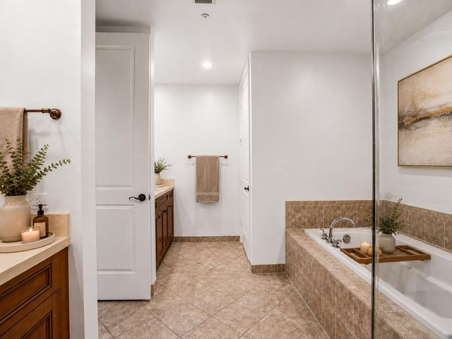 200 NE 2nd Avenue 310, Delray Beach, FL 33444