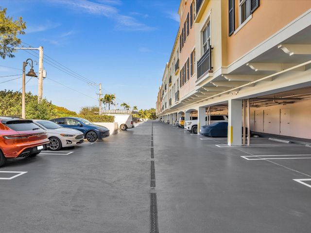 200 NE 2nd Avenue 310, Delray Beach, FL 33444