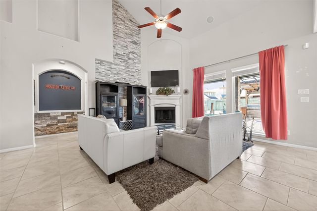 18035 Dorman Draw Lane, Houston, TX 77044