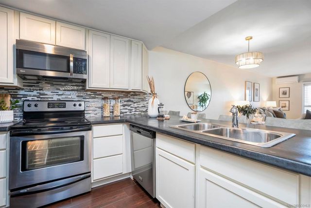 1209 Hueneme St 5, San Diego, CA 92110