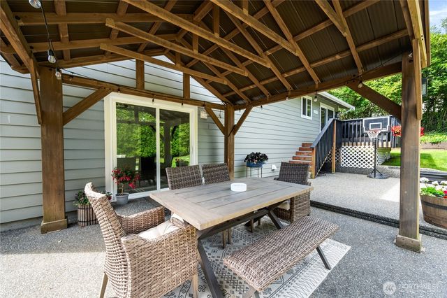 2170 Hawthorne Street, Ferndale, WA 98248