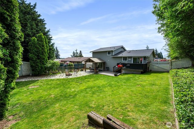 2170 Hawthorne Street, Ferndale, WA 98248