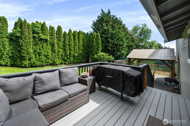 2170 Hawthorne Street, Ferndale, WA 98248