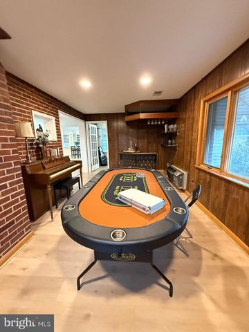 6205 EVERGLADES DR, Alexandria, VA 22312