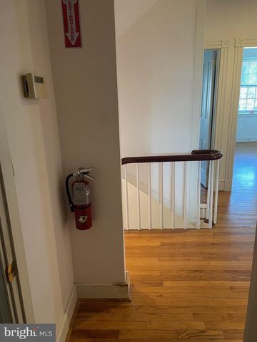 2860 YELLOW GOOSE RD, Lancaster, PA 17601