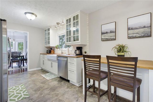 2397 June Springs Drive SW, Marietta, GA 30008