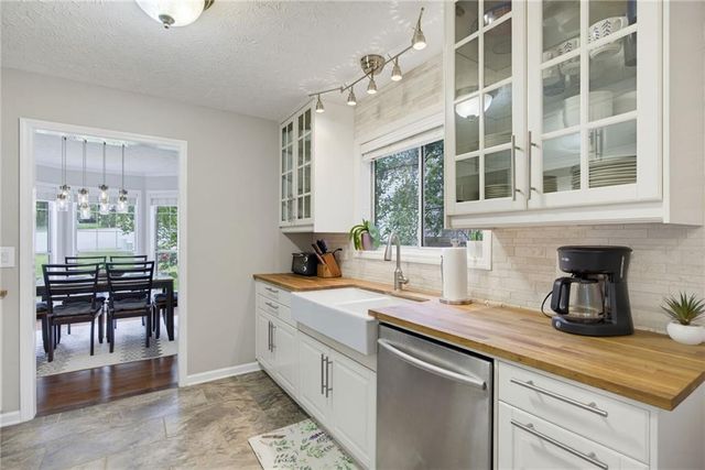2397 June Springs Drive SW, Marietta, GA 30008