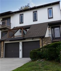 413 Woodbridge Lane, Kansas City, MO 64145