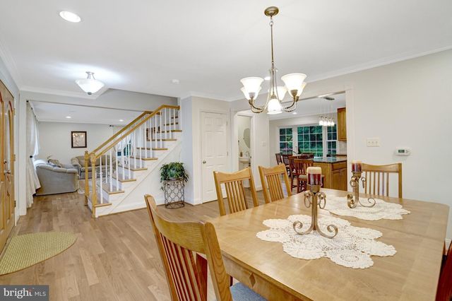 8304 FIVE GATES RD, Annandale, VA 22003