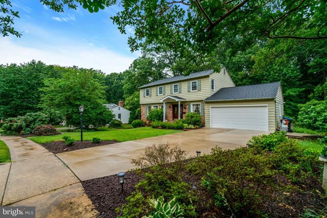 8304 FIVE GATES RD, Annandale, VA 22003