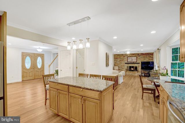 8304 FIVE GATES RD, Annandale, VA 22003