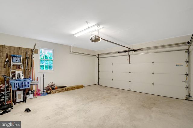8304 FIVE GATES RD, Annandale, VA 22003