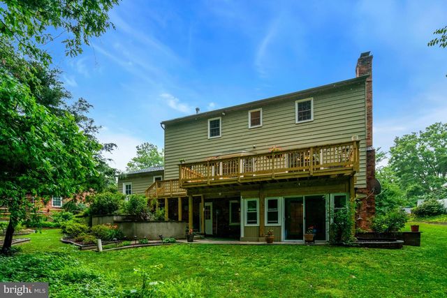 8304 FIVE GATES RD, Annandale, VA 22003