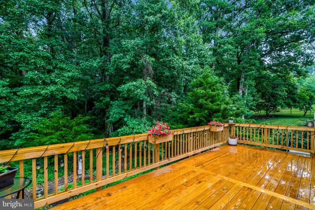 8304 FIVE GATES RD, Annandale, VA 22003
