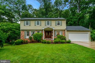 8304 FIVE GATES RD, Annandale, VA 22003