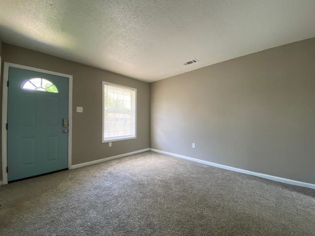 509 DEERSKIN DR, Memphis, TN 38109